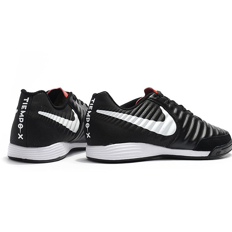 Chuteira Futsal NIKE Tiempo Legend 7 Academy